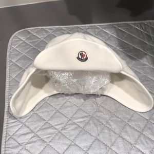 Moncler kids hat with earflaps